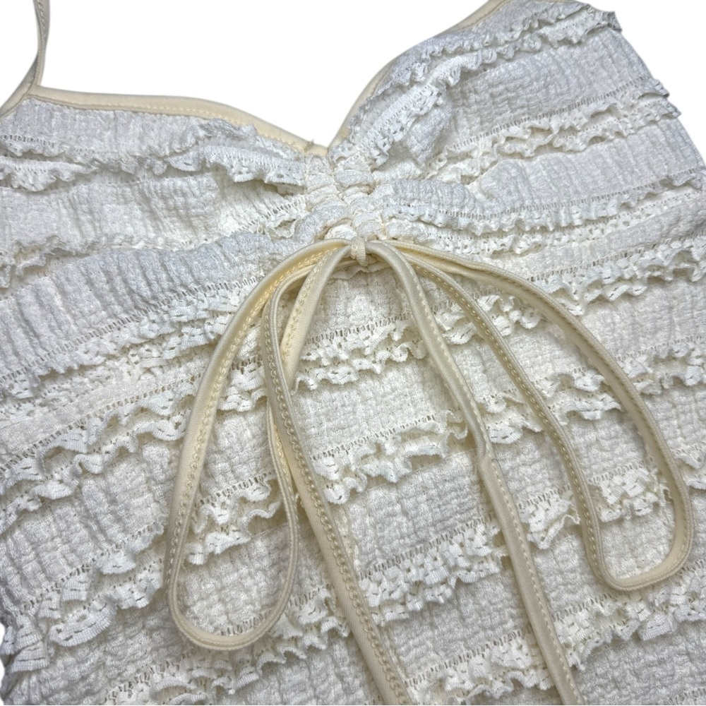 Cream Ruffle Halter Top Size XS - Picture 3 of 3